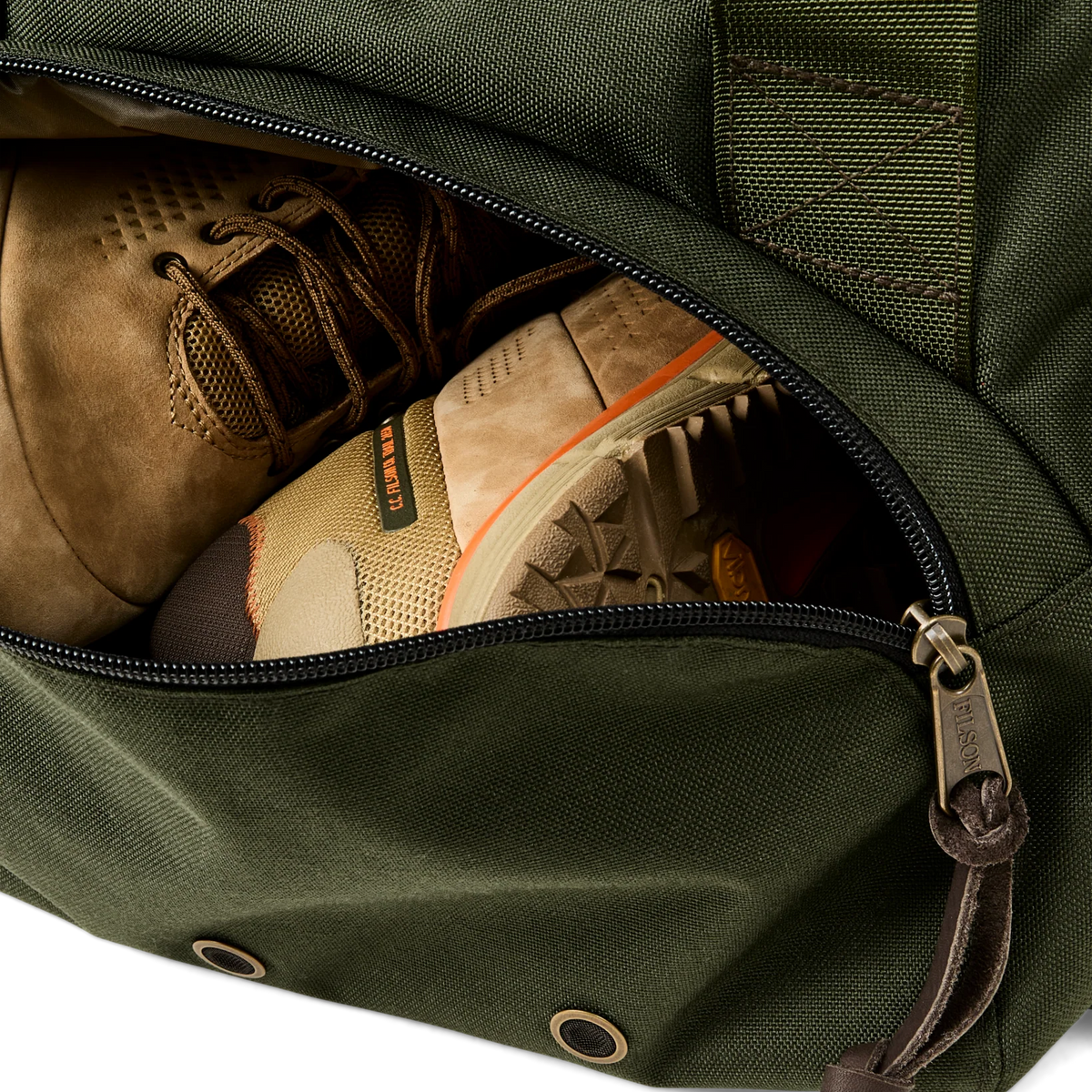 Filson Dryden Duffle Pack | Albemarle Angler