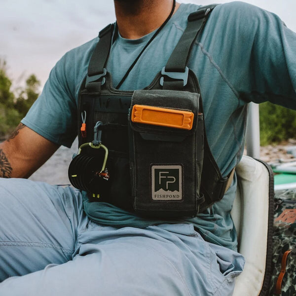 Fishpond Stormshadow Chest Pack