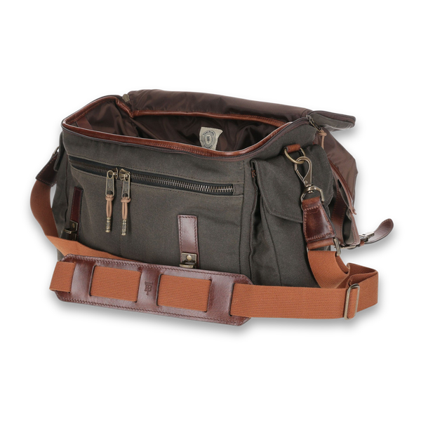 Tom Beckbe Canvas Field Bag